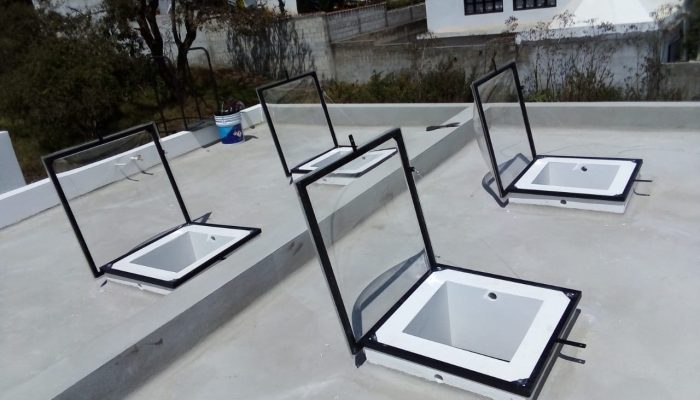 Domo abatible con acceso